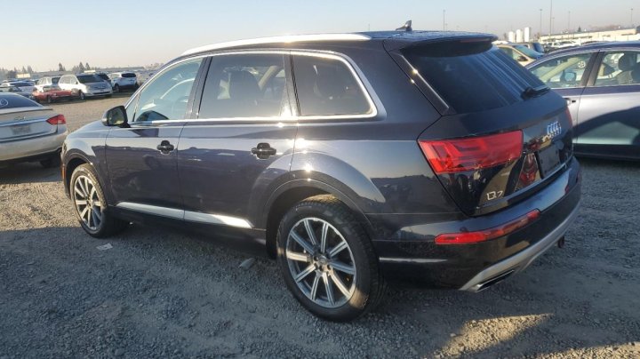 Audi Q7  2017