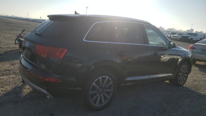 Audi Q7  2017