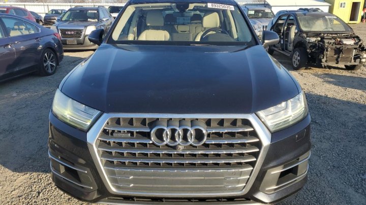 Audi Q7  2017