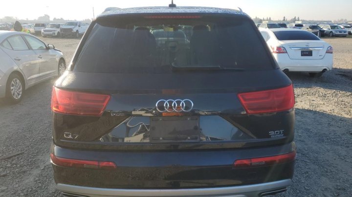 Audi Q7  2017
