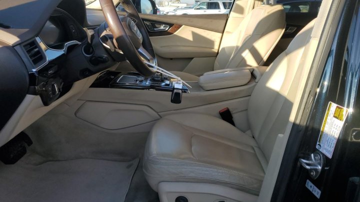 Audi Q7  2017