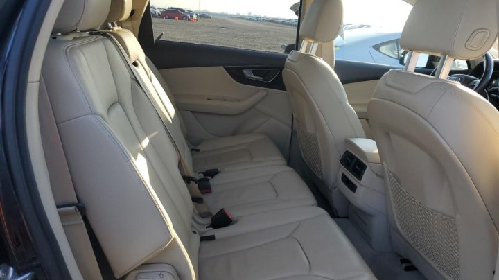 Audi Q7  2017