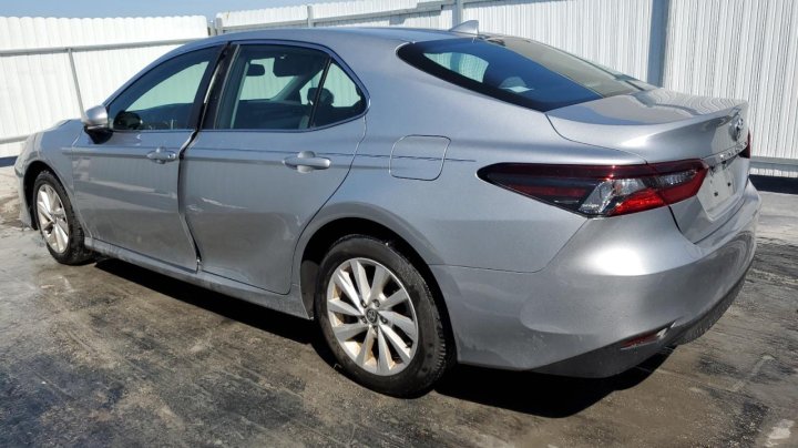 Toyota Camry  2024