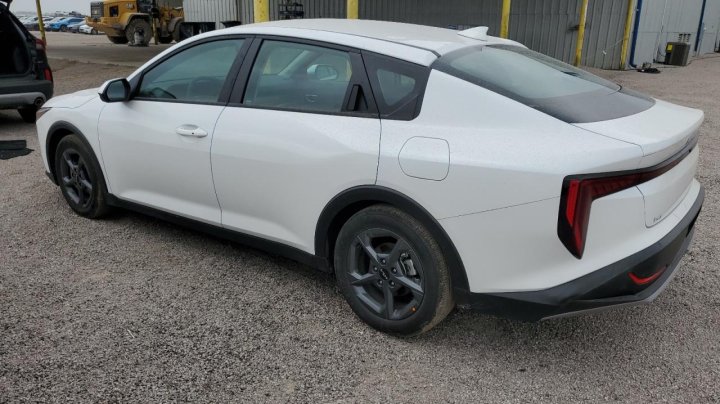 KIA K4  2025