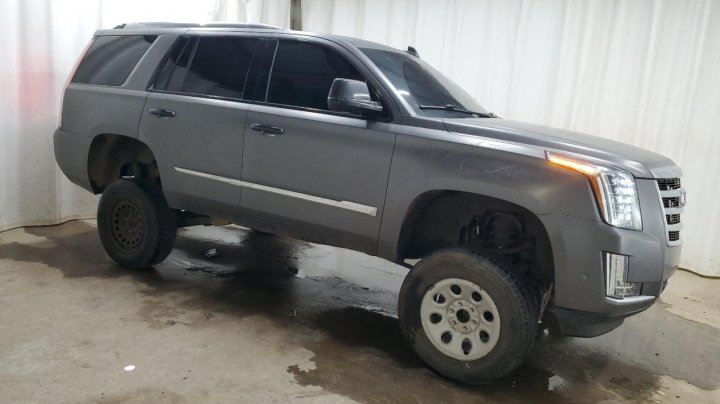 Cadillac Escalade  2018
