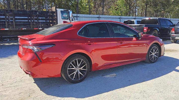 Toyota Camry  2023