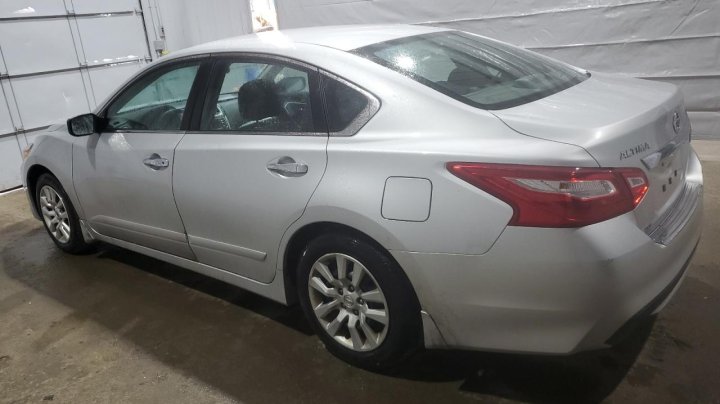 Nissan Altima  2017