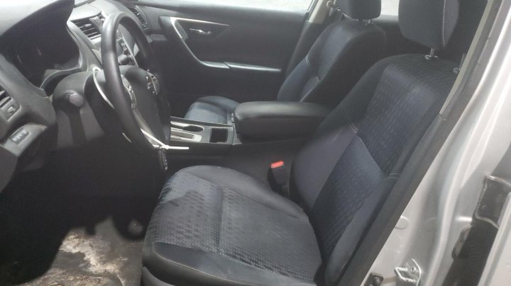 Nissan Altima  2017