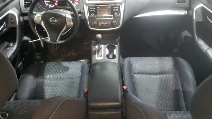 Nissan Altima  2017