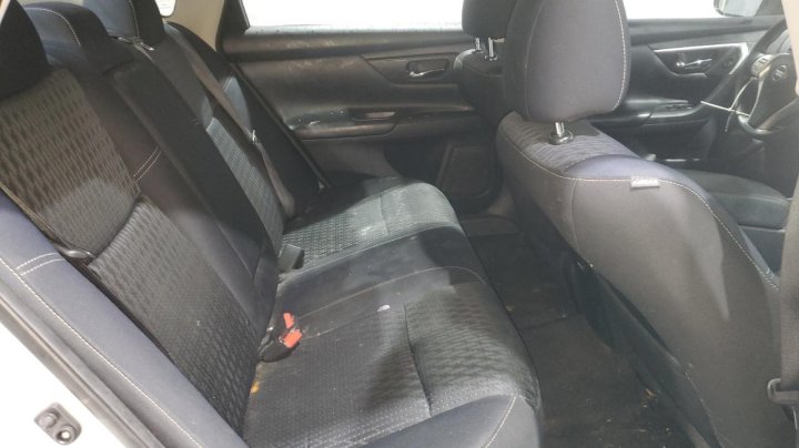Nissan Altima  2017
