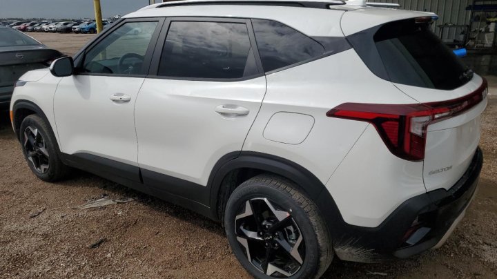 KIA Seltos  2025