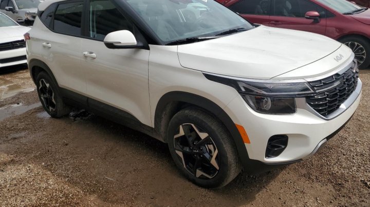 KIA Seltos  2025