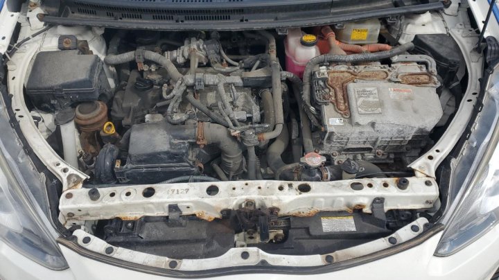 Toyota PRIUS C  2016