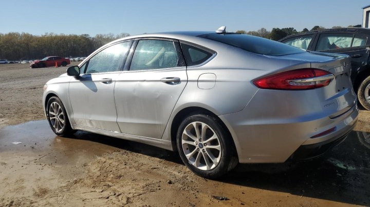 Ford FUSION  2020