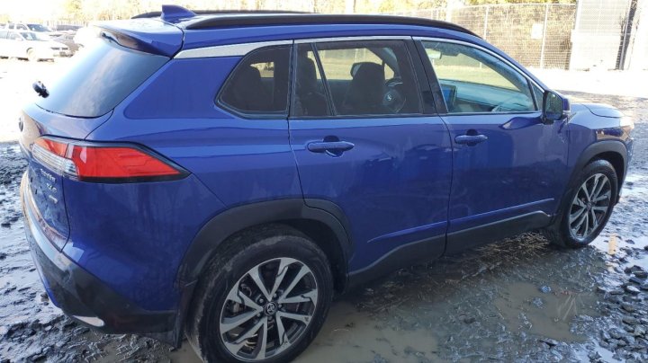 Toyota COROLLA CROSS  2023
