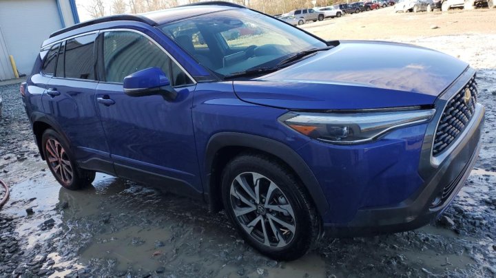 Toyota COROLLA CROSS  2023
