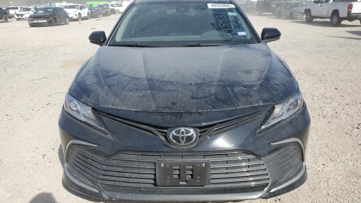 Toyota Camry LE 2023