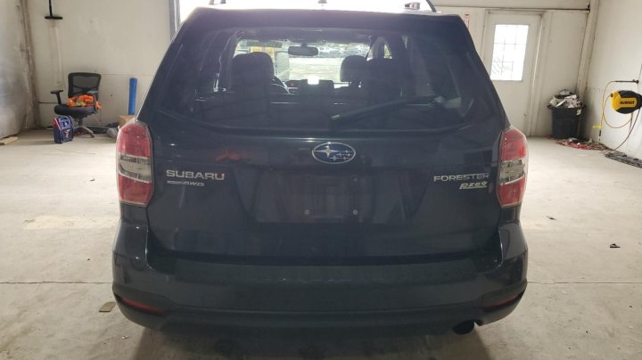 Subaru Forester 2.5I LIMITED 2015