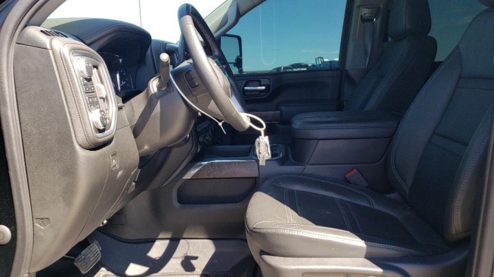 GMC Sierra K2500 DENALI 2023