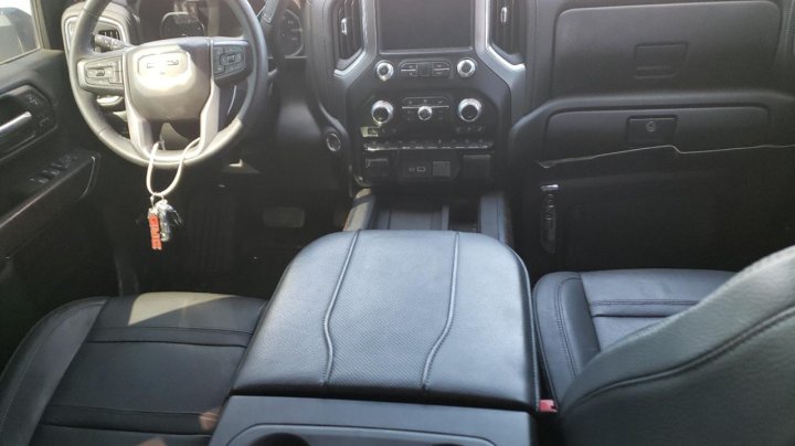 GMC Sierra K2500 DENALI 2023