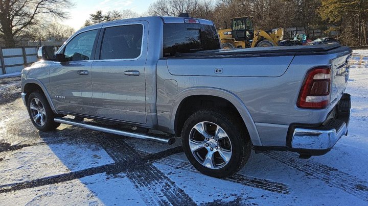 RAM 1500 LARAMIE 2021