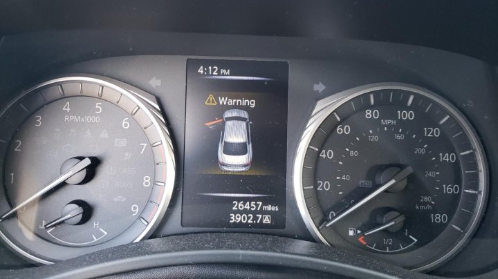 INFINITI Q50 PURE 2020