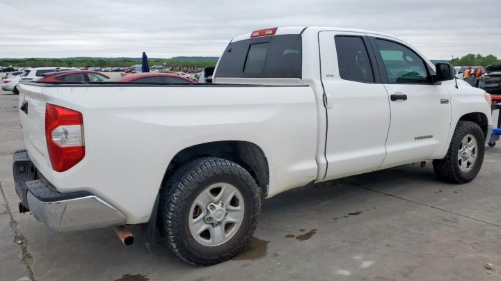 Toyota TUNDRA DOUBLE CAB SR 2016