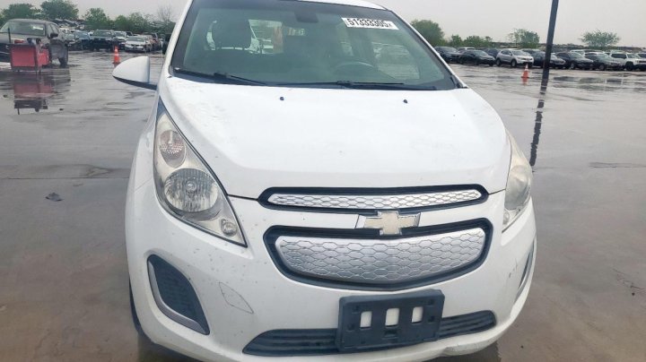 Chevrolet Spark 2LT 2015