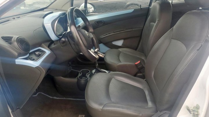 Chevrolet Spark 2LT 2015