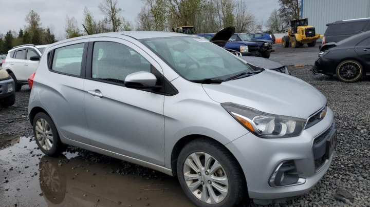 Chevrolet Spark 1LT 2016