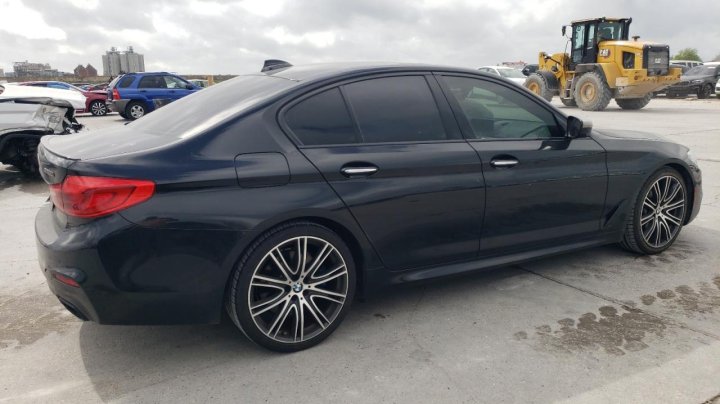 BMW 5 Series  2018