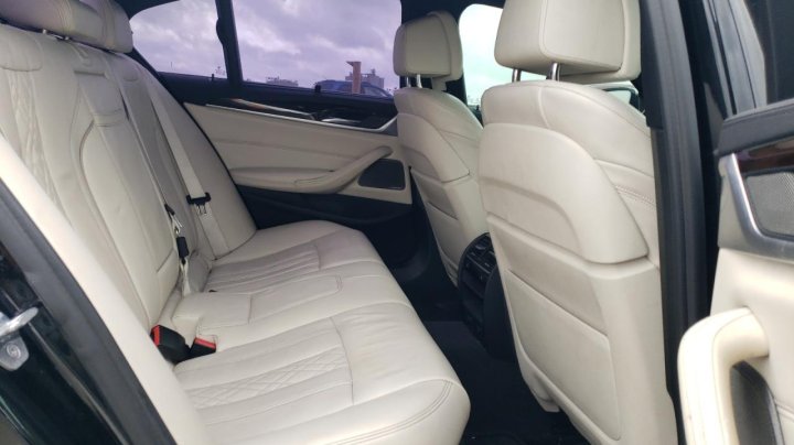 BMW 5 Series  2018