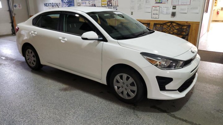 KIA RIO LX 2021