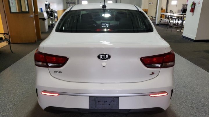 KIA RIO LX 2021