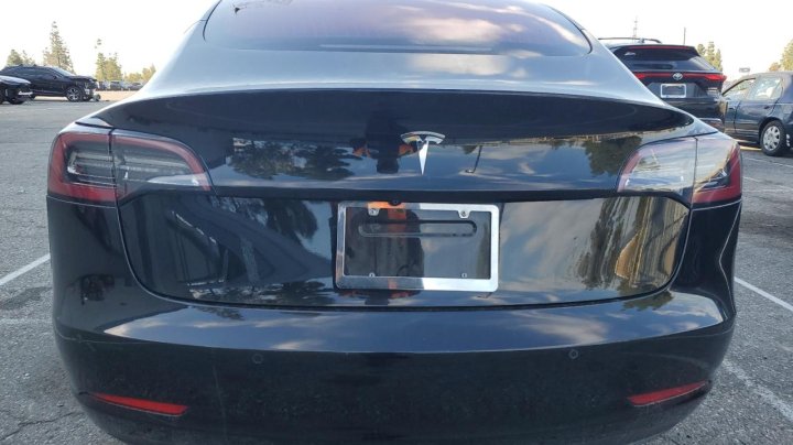 Tesla Model 3  2018