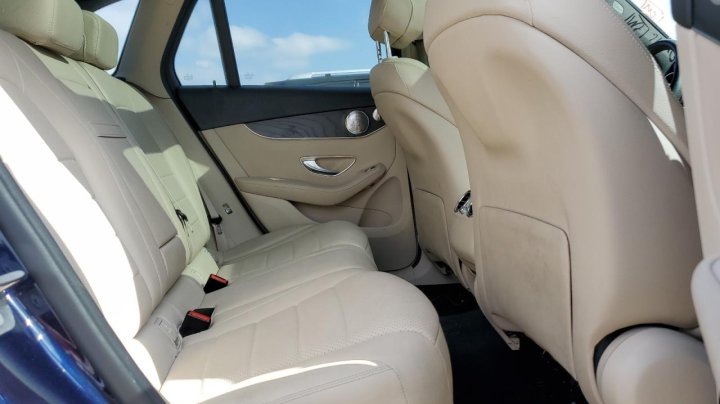 Mercedes-Benz GLC-Class 300 2017