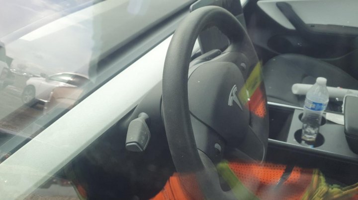 Tesla Model 3  2021
