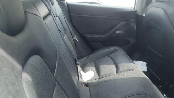 Tesla Model 3  2021