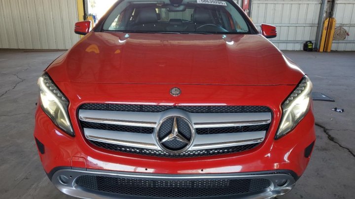 Mercedes-Benz GLA-Class 250 4MATIC 2015