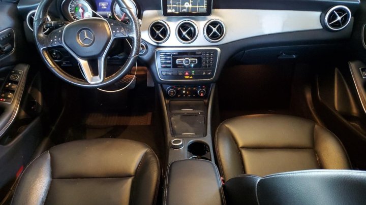 Mercedes-Benz GLA-Class 250 4MATIC 2015