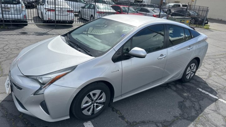 Toyota Prius  2017