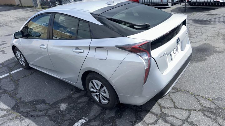 Toyota Prius  2017