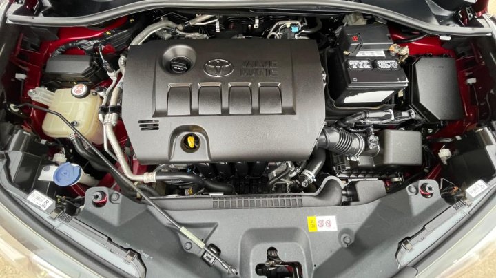Toyota C-HR XLE 2018