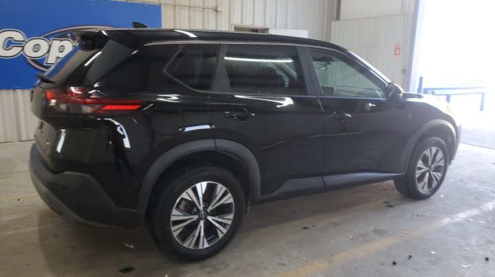 Nissan ROGUE SV 2022