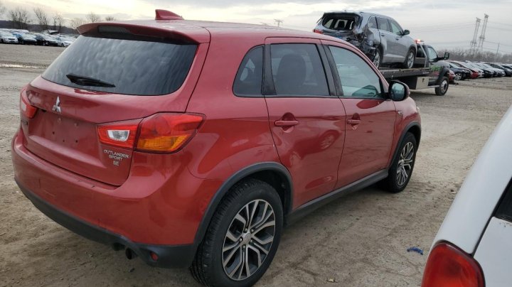 Mitsubishi Outlander ES 2017