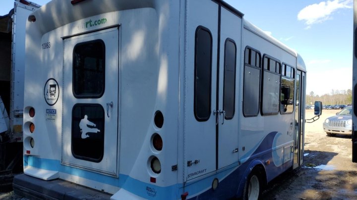 Ford ECONOLINE E450 SUPER DUTY CUTAWAY VAN 2015