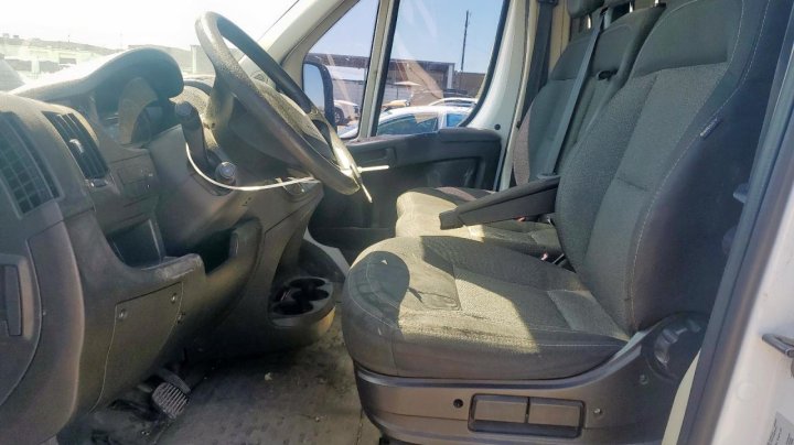 RAM Promaster 1500 HIGH 2015