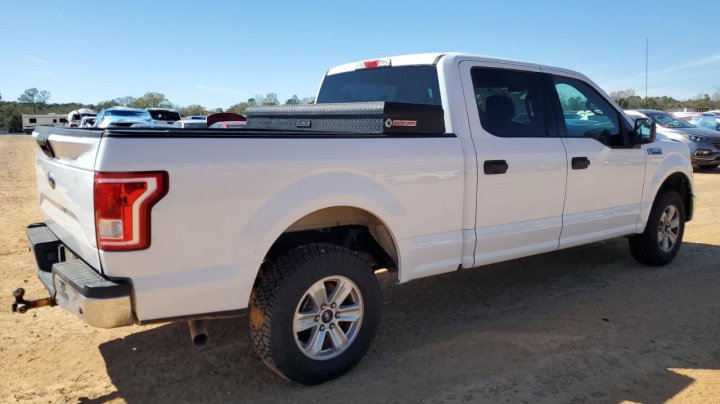 Ford F-150 SUPERCREW 2015