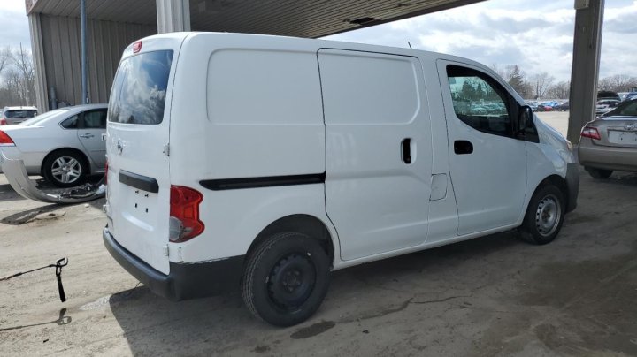 Nissan NV 2.5S 2018