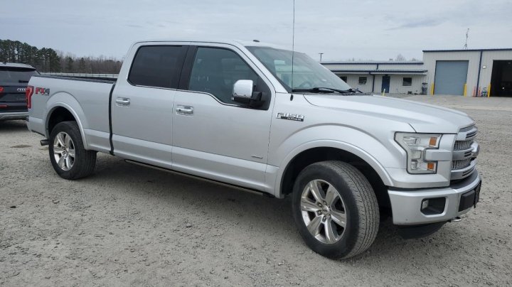 Ford F-150 SUPERCREW 2015